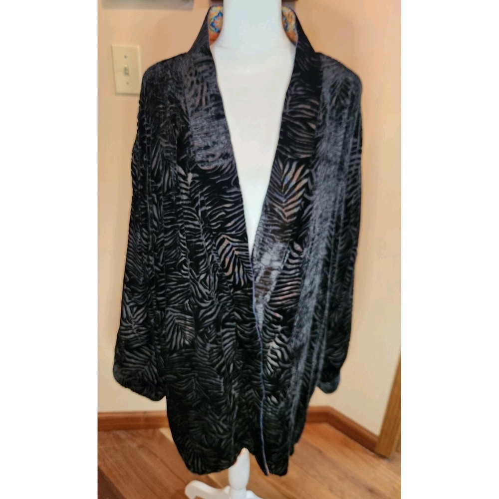 Johnny Was Merhawi Reversible Kimono XXL Black Burnout Velvet Dragon Floral NEW - Picture 16 of 16